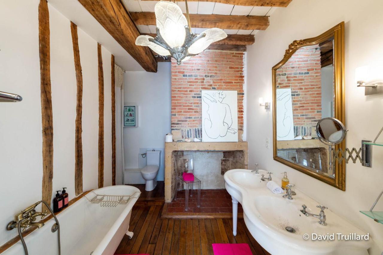 Suite Mana Ohana - Luxe Et Authenticite A 2 Pas De La Place Ducale Avec Parking Prive Charleville-Mézières Exteriér fotografie