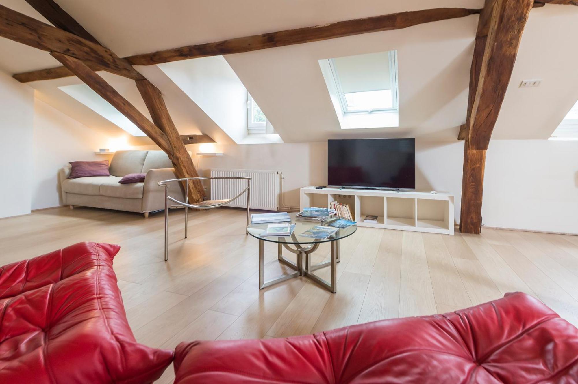 Suite Mana Ohana - Luxe Et Authenticite A 2 Pas De La Place Ducale Avec Parking Prive Charleville-Mézières Exteriér fotografie